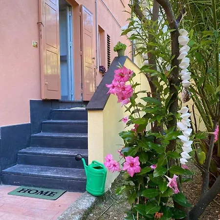 Beroni Con Giardino 公寓